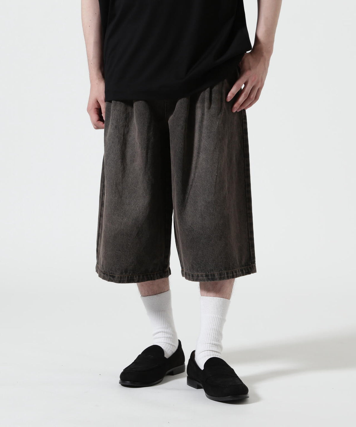 B omnivore/ビーオムニボー TUCK DENIM SHORTS タックデニムショーツ
