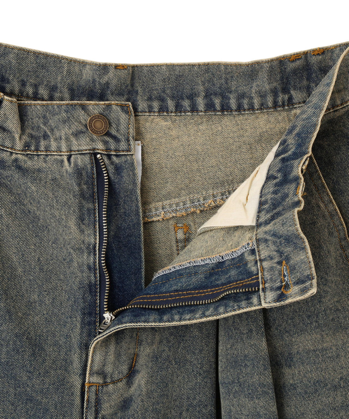 B omnivore/ビーオムニボー TUCK DENIM SHORTS タックデニムショーツ