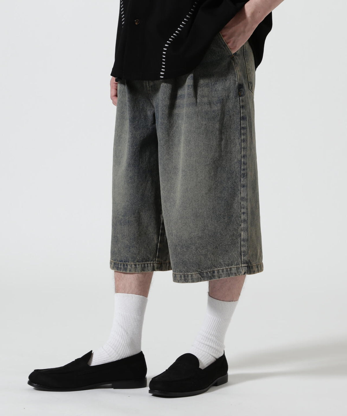 B omnivore/ビーオムニボー TUCK DENIM SHORTS タックデニムショーツ