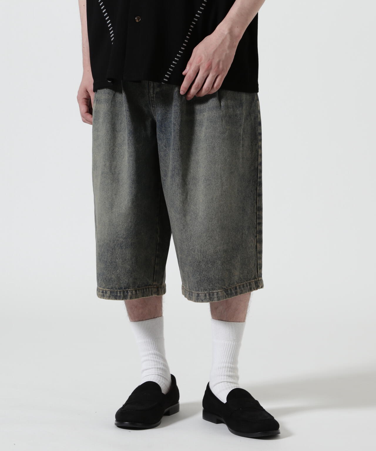 B omnivore/ビーオムニボー TUCK DENIM SHORTS タックデニムショーツ