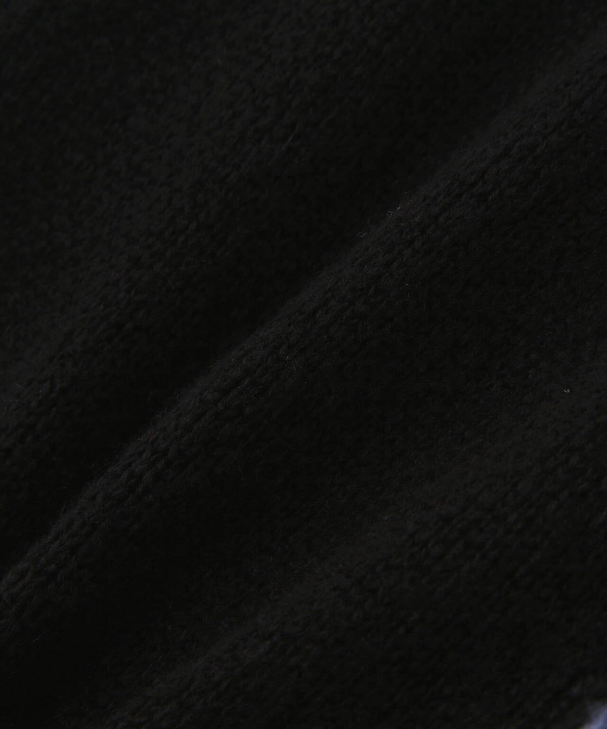 B omnivore/ビーオムニボー HAND STITCH KNIT