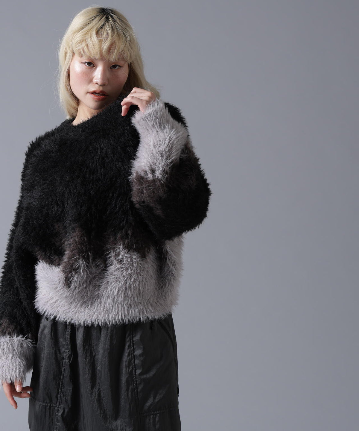 B omnivore/ビーオムニボー SHAGGY KNIT