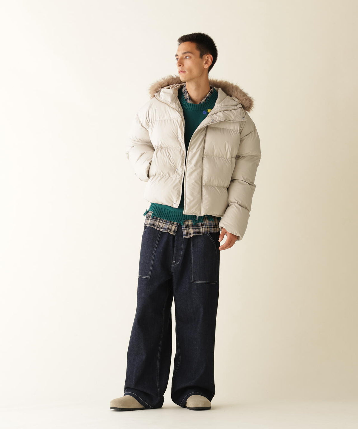 183cm B:86 W:74 H:88