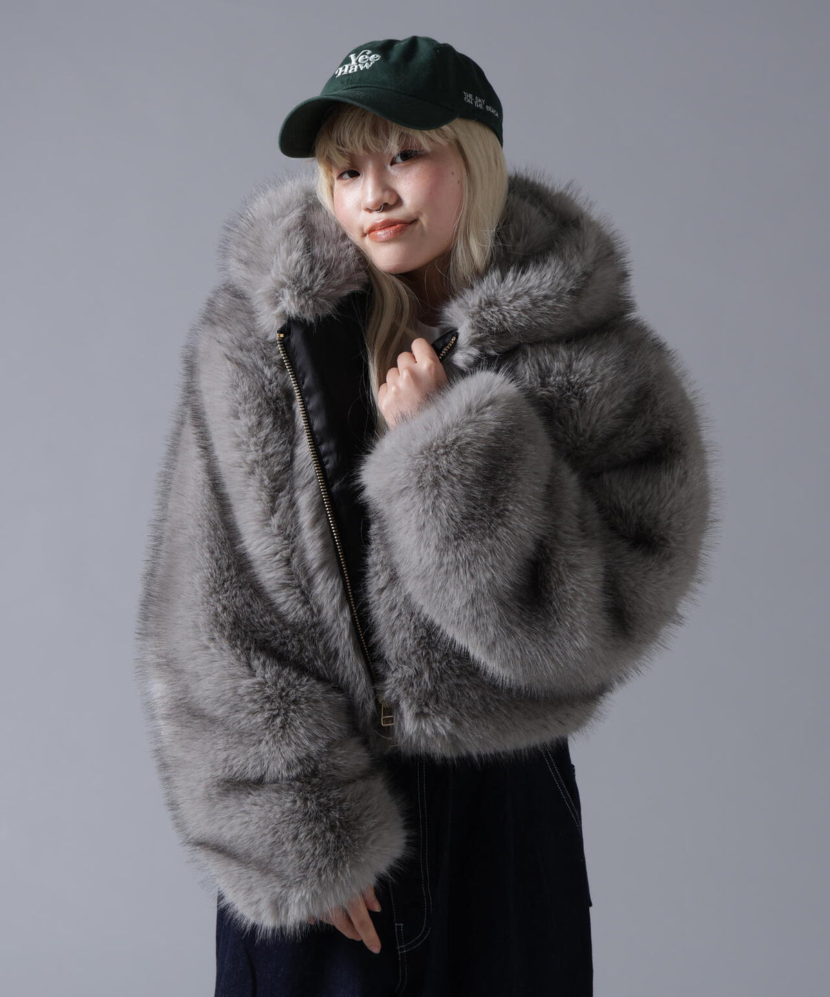 B omnivore/ビーオムニボー ECO FUR HOOD BLOUSON
