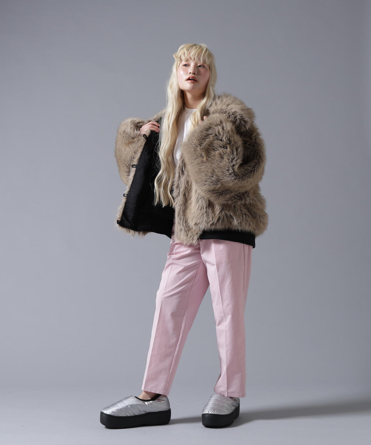 B omnivore/ビーオムニボー REVERSIBLE FUR NYLON BLOUSON