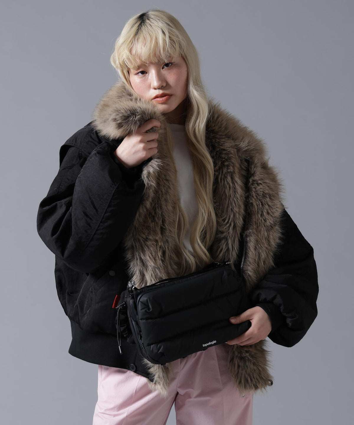 B omnivore/ビーオムニボー REVERSIBLE FUR NYLON BLOUSON