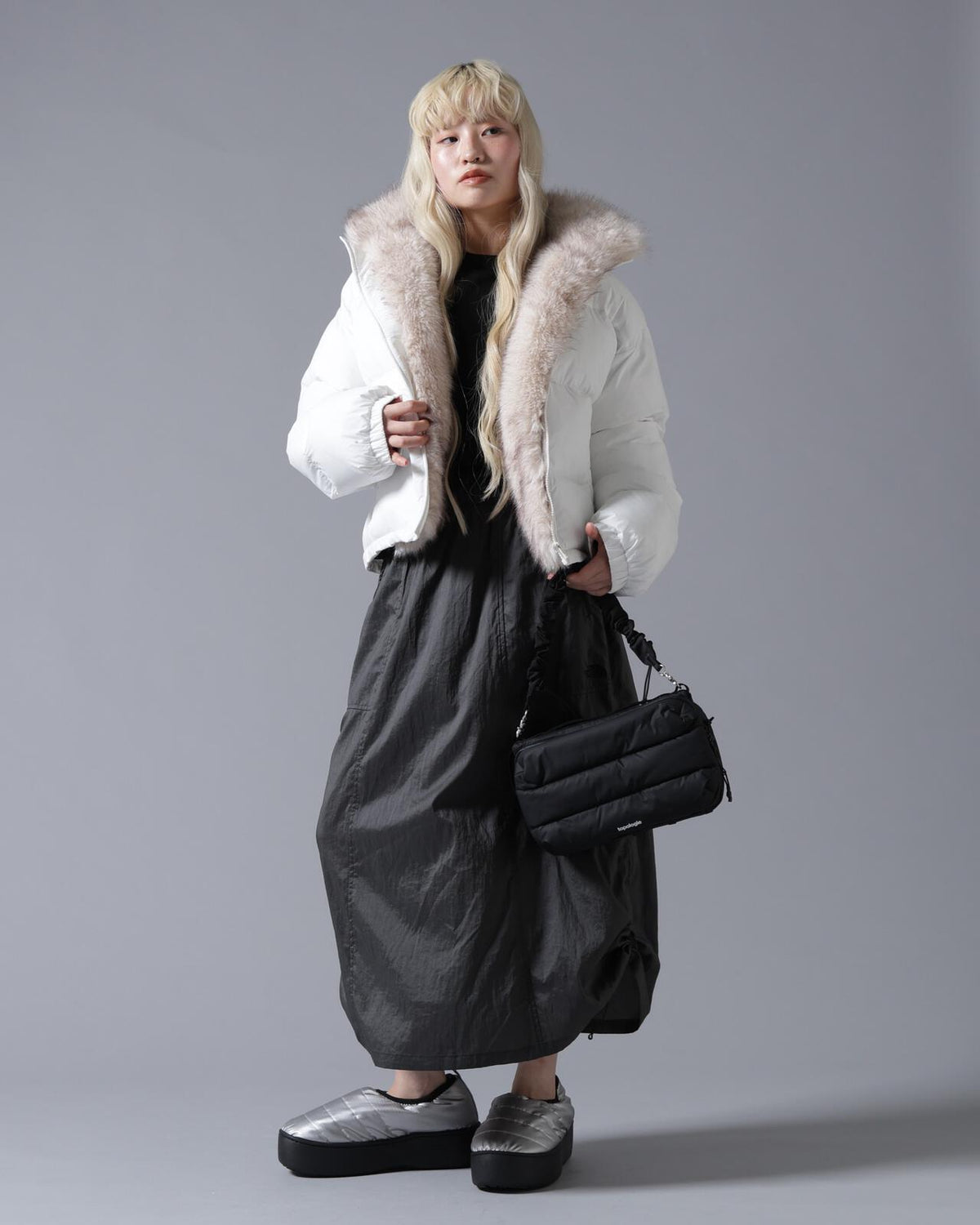 B omnivore/ビーオムニボー NYLON FUR STAND BLOUSON