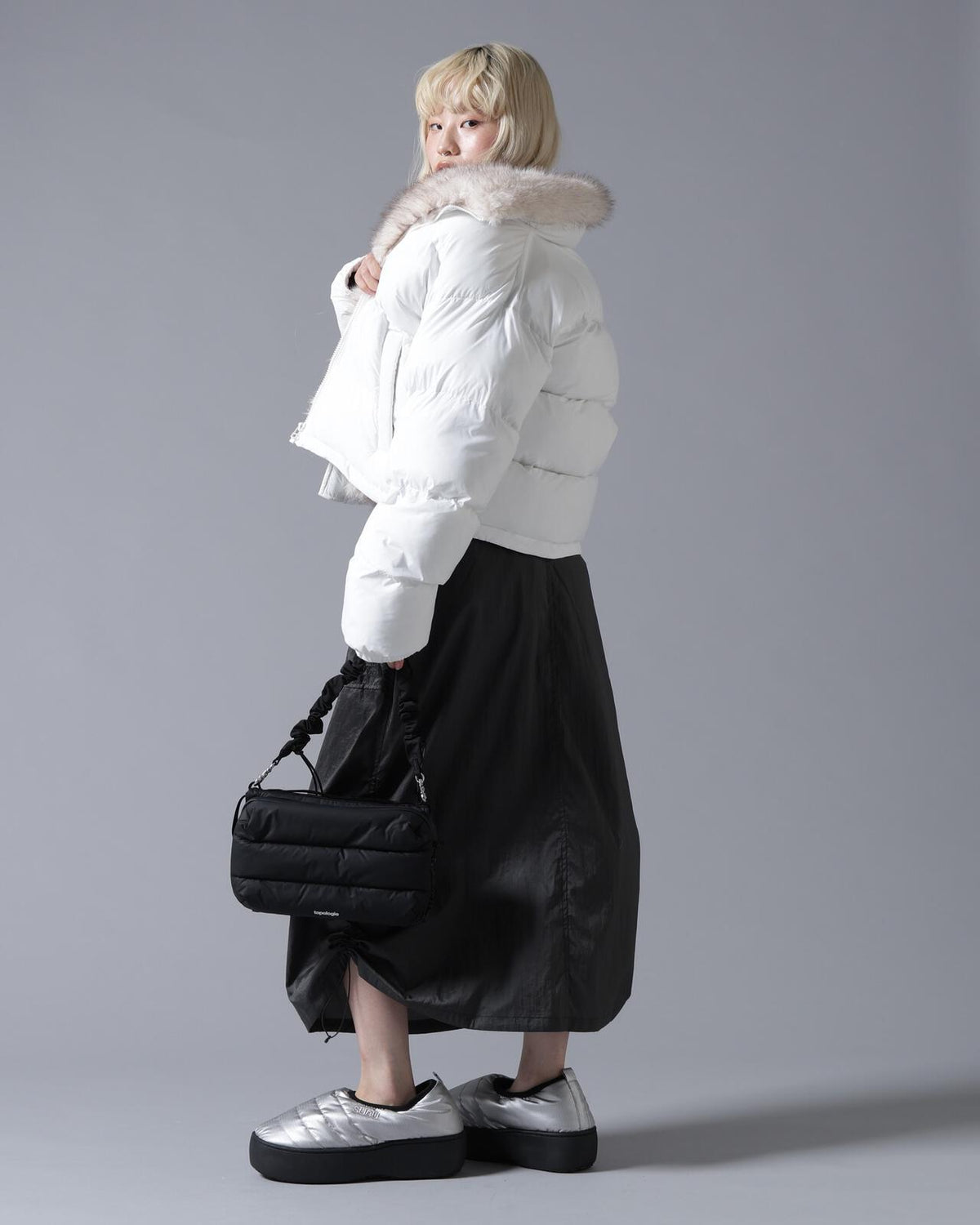 B omnivore/ビーオムニボー NYLON FUR STAND BLOUSON