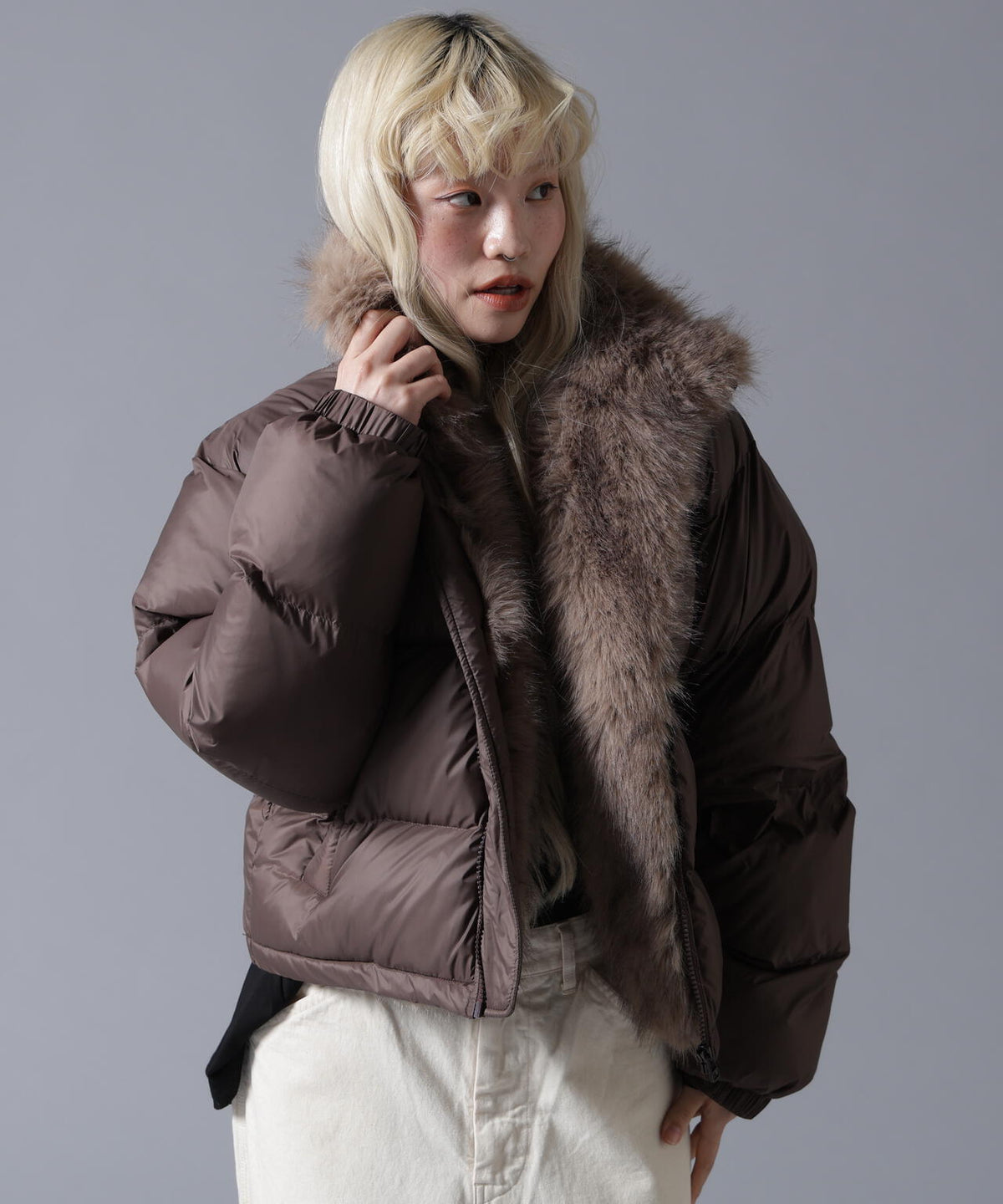 B omnivore/ビーオムニボー NYLON FUR STAND BLOUSON