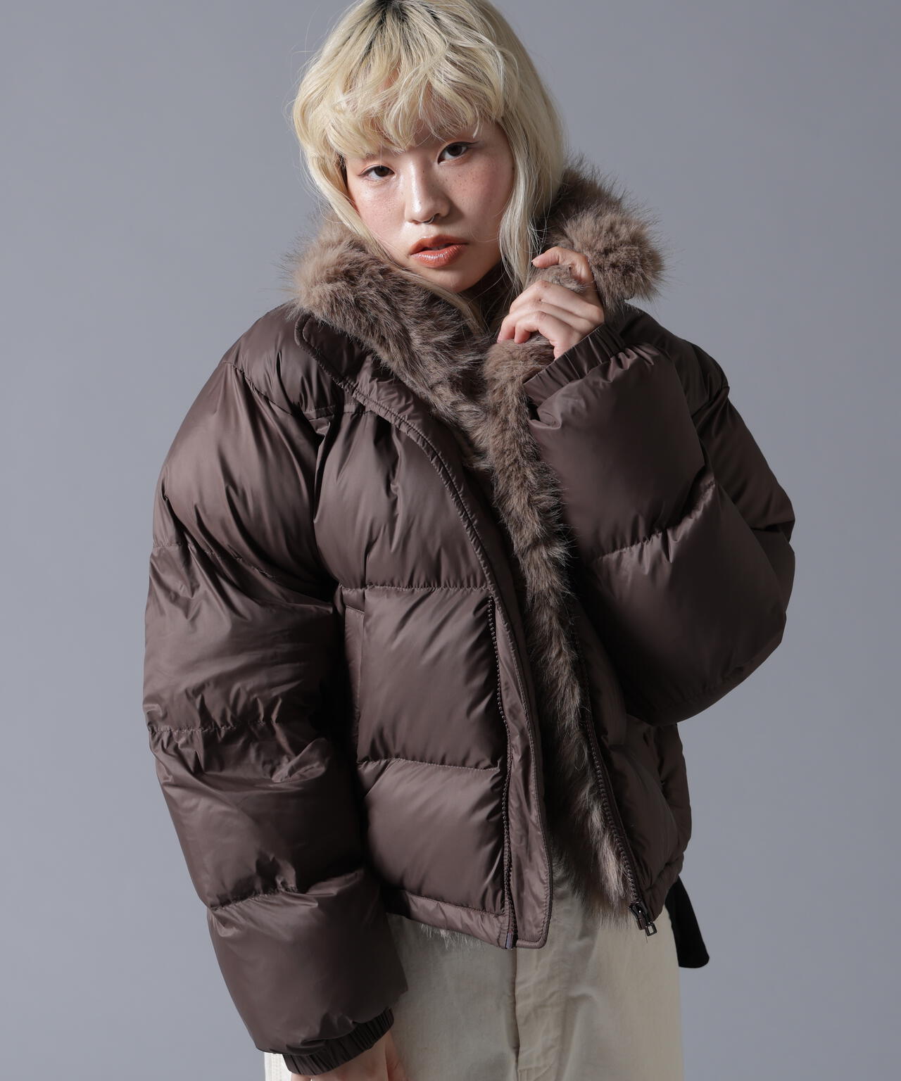 B omnivore/ビーオムニボー NYLON FUR STAND BLOUSON