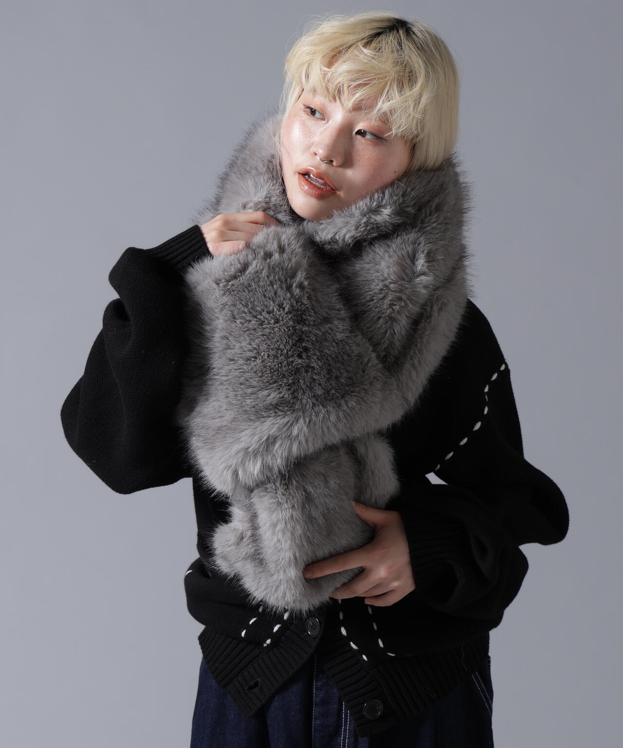 B omnivore/ビーオムニボー ECOFUR MUFFLER