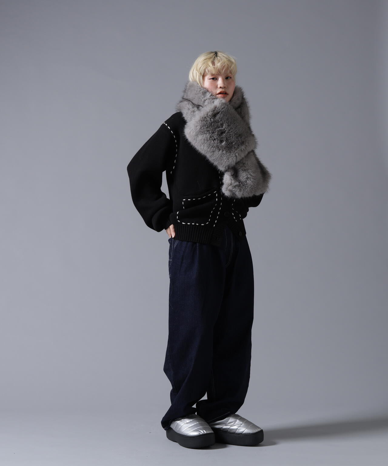 B omnivore/ビーオムニボー ECOFUR MUFFLER