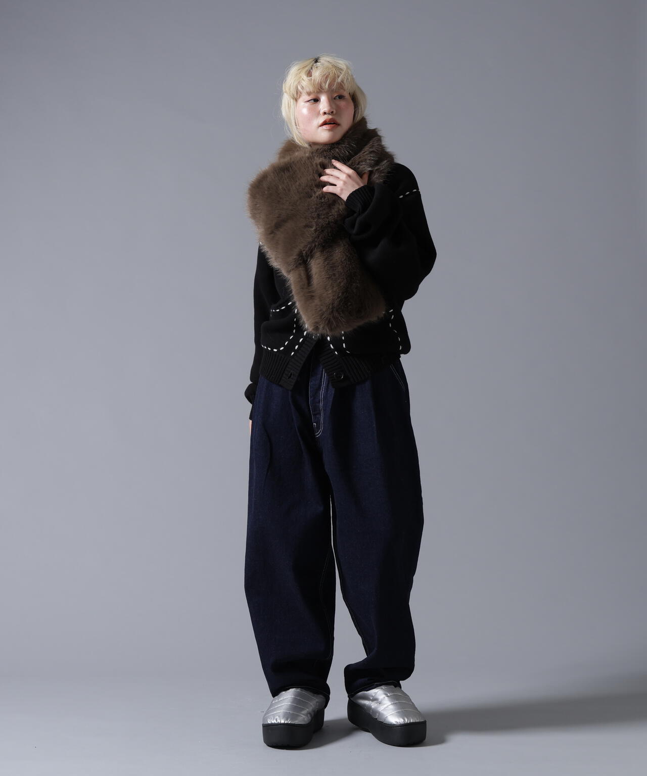 B omnivore/ビーオムニボー ECOFUR MUFFLER