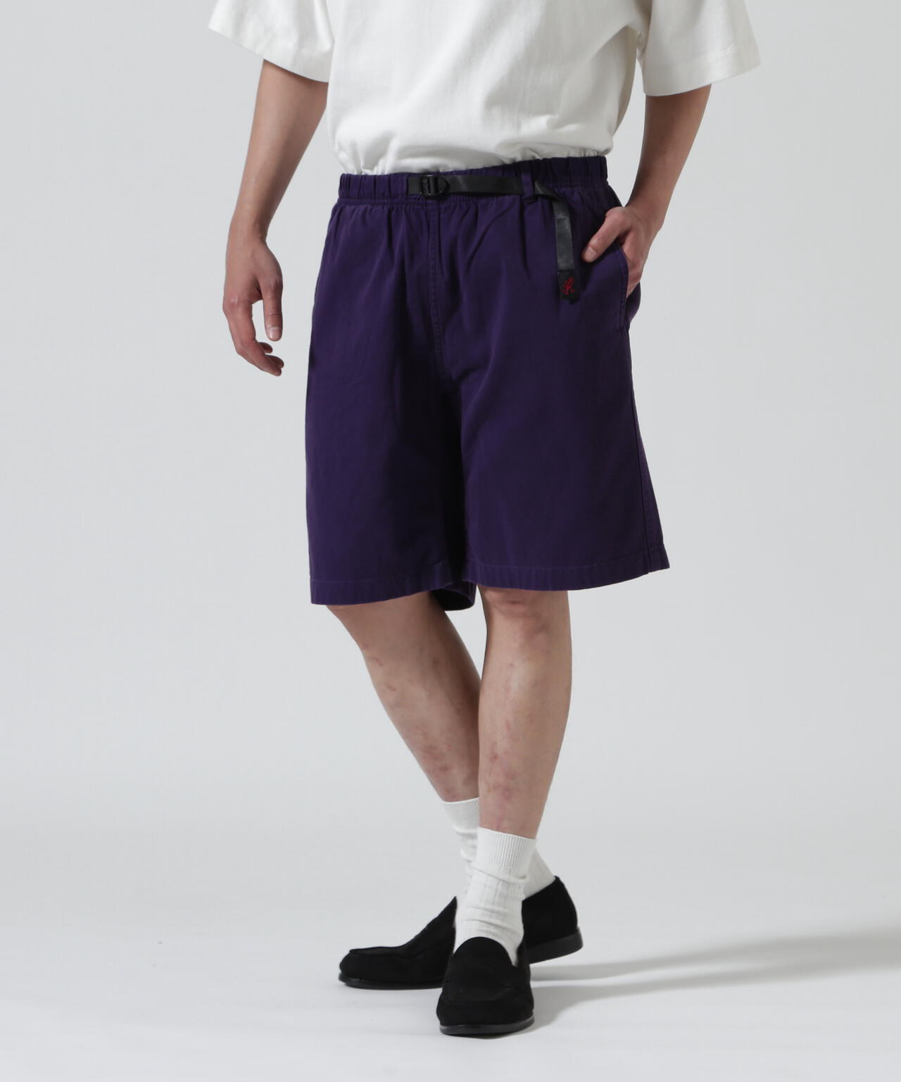 Height 178 Chest 92 Waist 76 hips 95 Shoes 27.0 着用サイズ:L