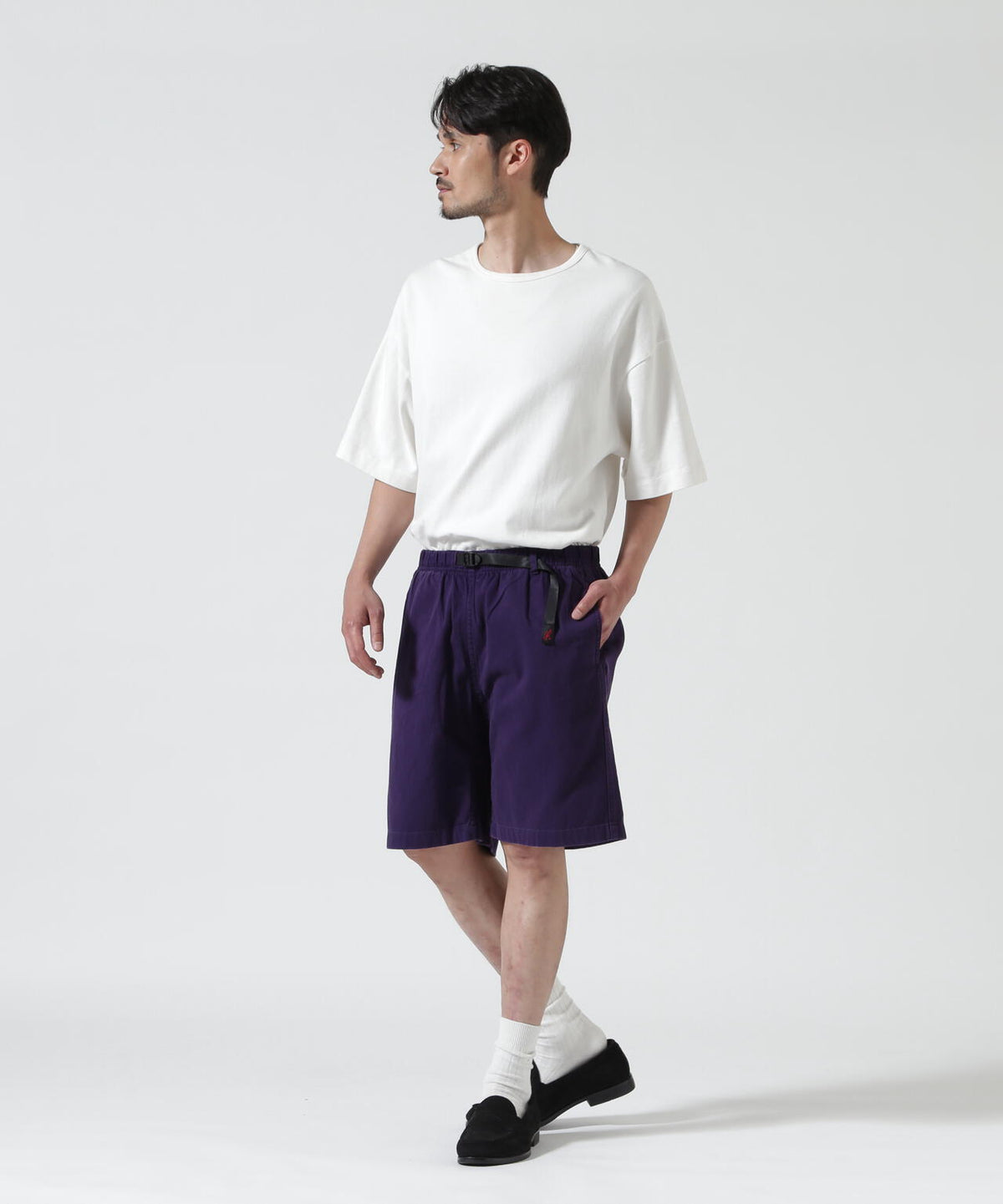 Height 178 Chest 92 Waist 76 hips 95 Shoes 27.0 着用サイズ:L