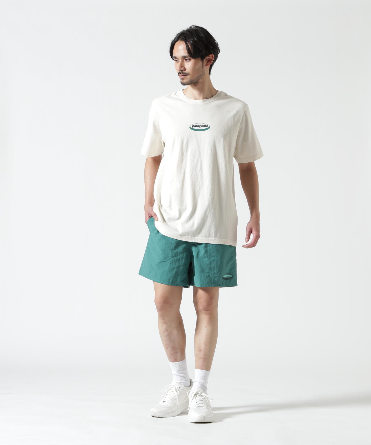 Height 178 Chest 92 Waist 76 hips 95 Shoes 27.0 着用サイズ:L