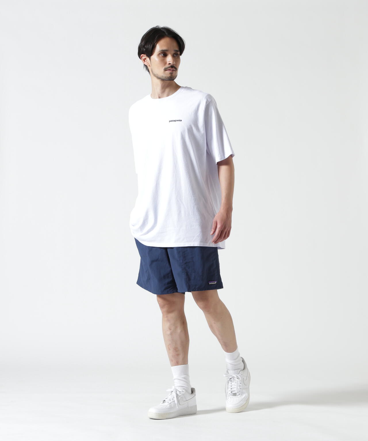 Height 178 Chest 92 Waist 76 hips 95 Shoes 27.0 着用サイズ:L