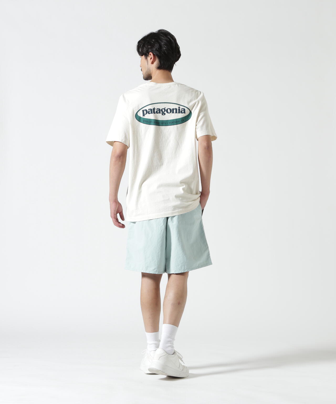 Height 178 Chest 92 Waist 76 hips 95 Shoes 27.0 着用サイズ:L