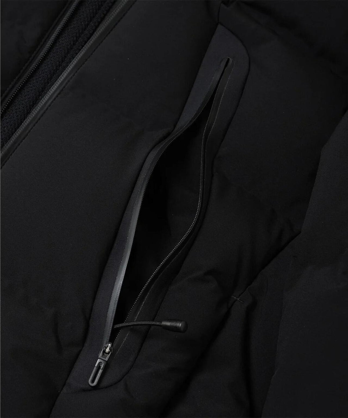 DESCENTE ALLTERRAIN/デサントオルテライン MOUNTAINEER 水沢ダウン マウンテニア