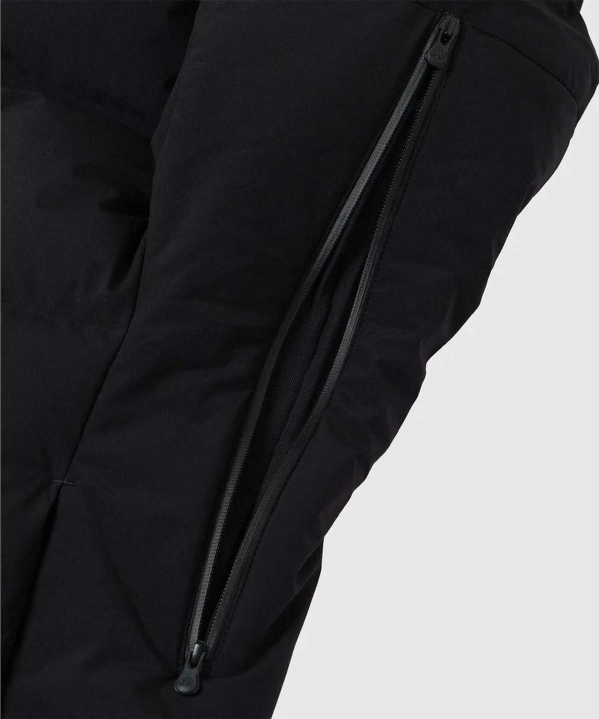 DESCENTE ALLTERRAIN/デサントオルテライン MOUNTAINEER 水沢ダウン マウンテニア
