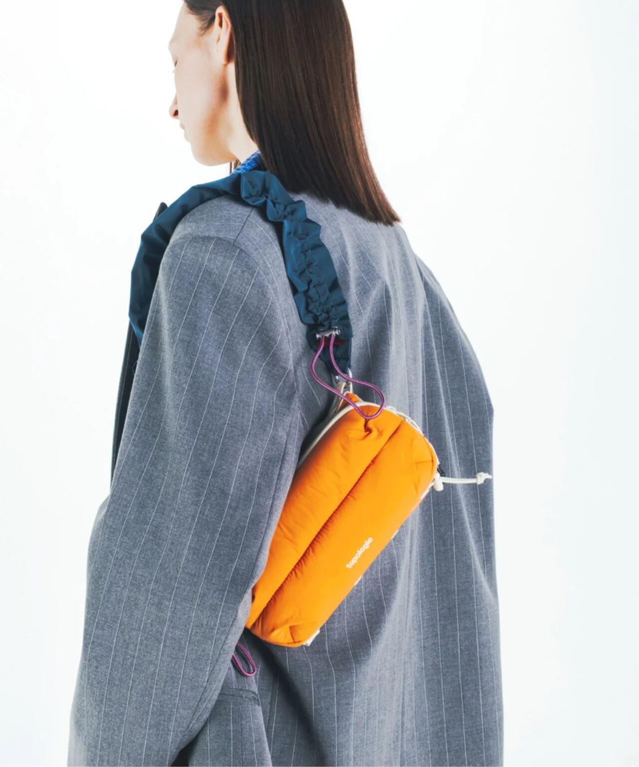 Topologie/トポロジー Bottle Sacoche Medium Puffer Silky Peach 【バッグ単体】