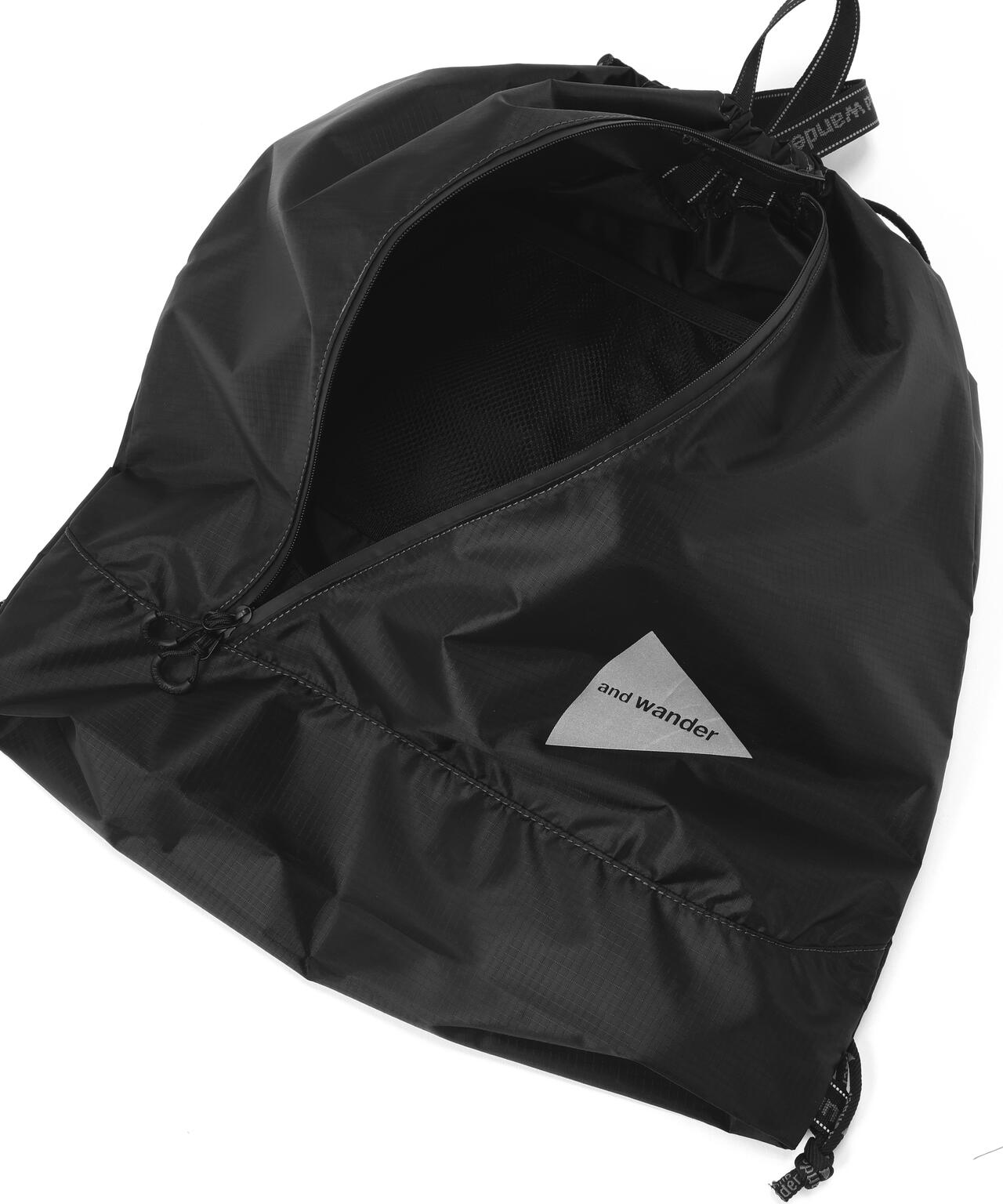 and wander/アンドワンダー crispy rip drawstrung bag ナップサック