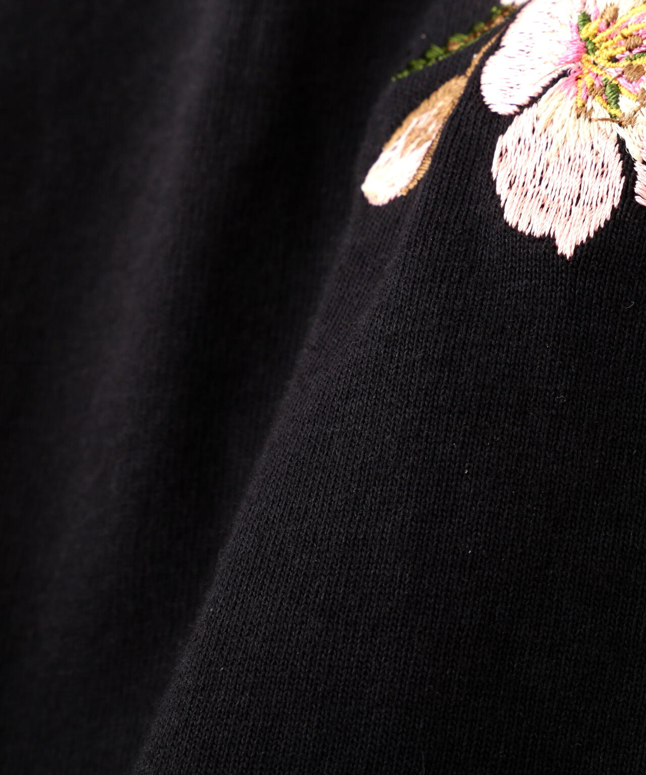 421ba95a-f0b8-53e4-a9f3-6577a3a5cc53_Image