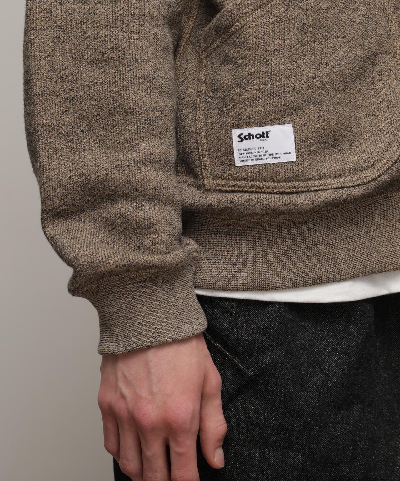 8a9cacdc-6042-5151-90e5-a20c0100a3f3_Image