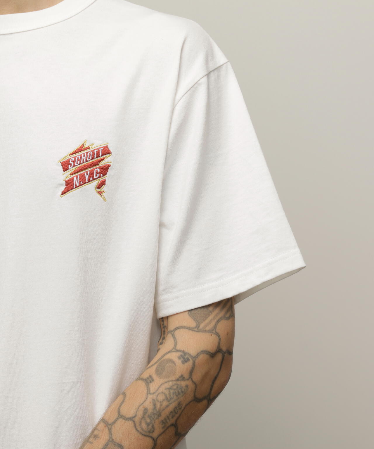 T-SHIRT "EAGLE AND RIBBON EMB"/刺繍Tシャツ "イーグル アンド リボン"