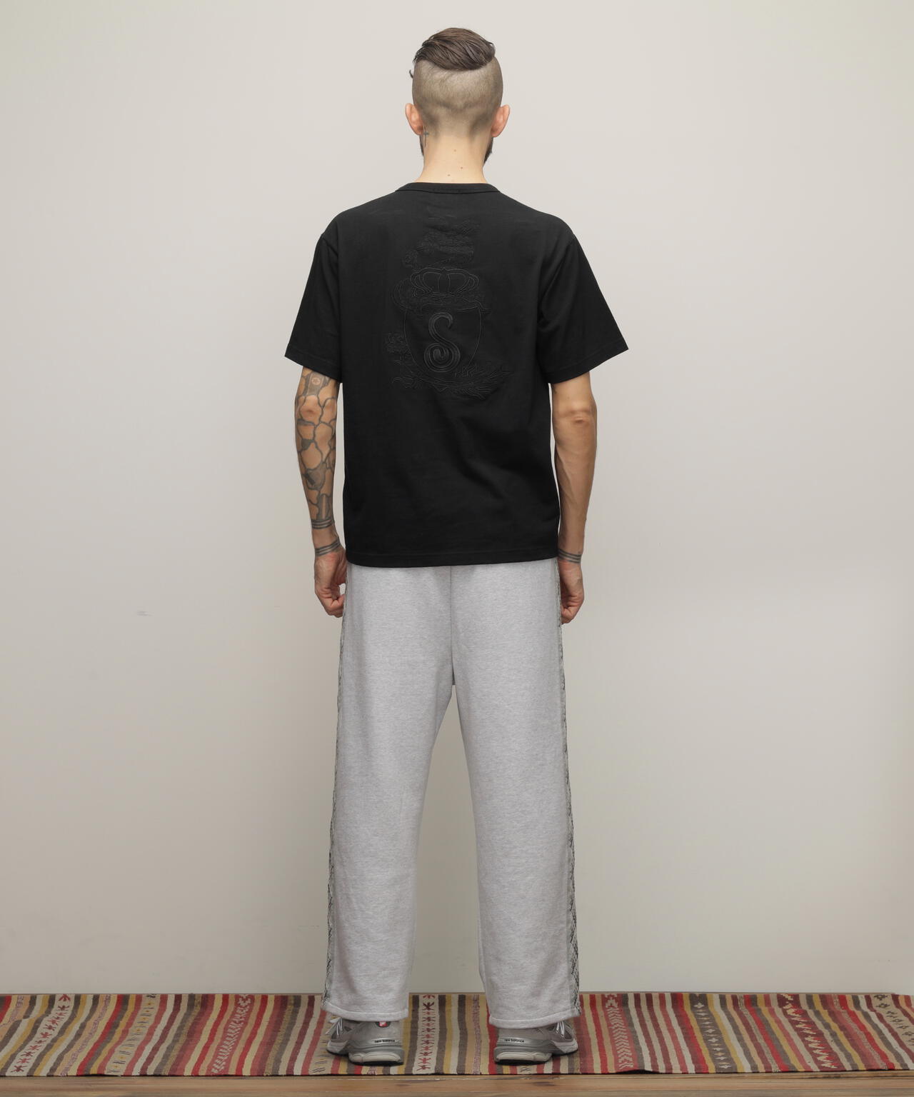 HENLEY TーSHIRT "CREST DRAGON EMB"/刺繍ヘンリーTシャツ "クレスト ドラゴン"