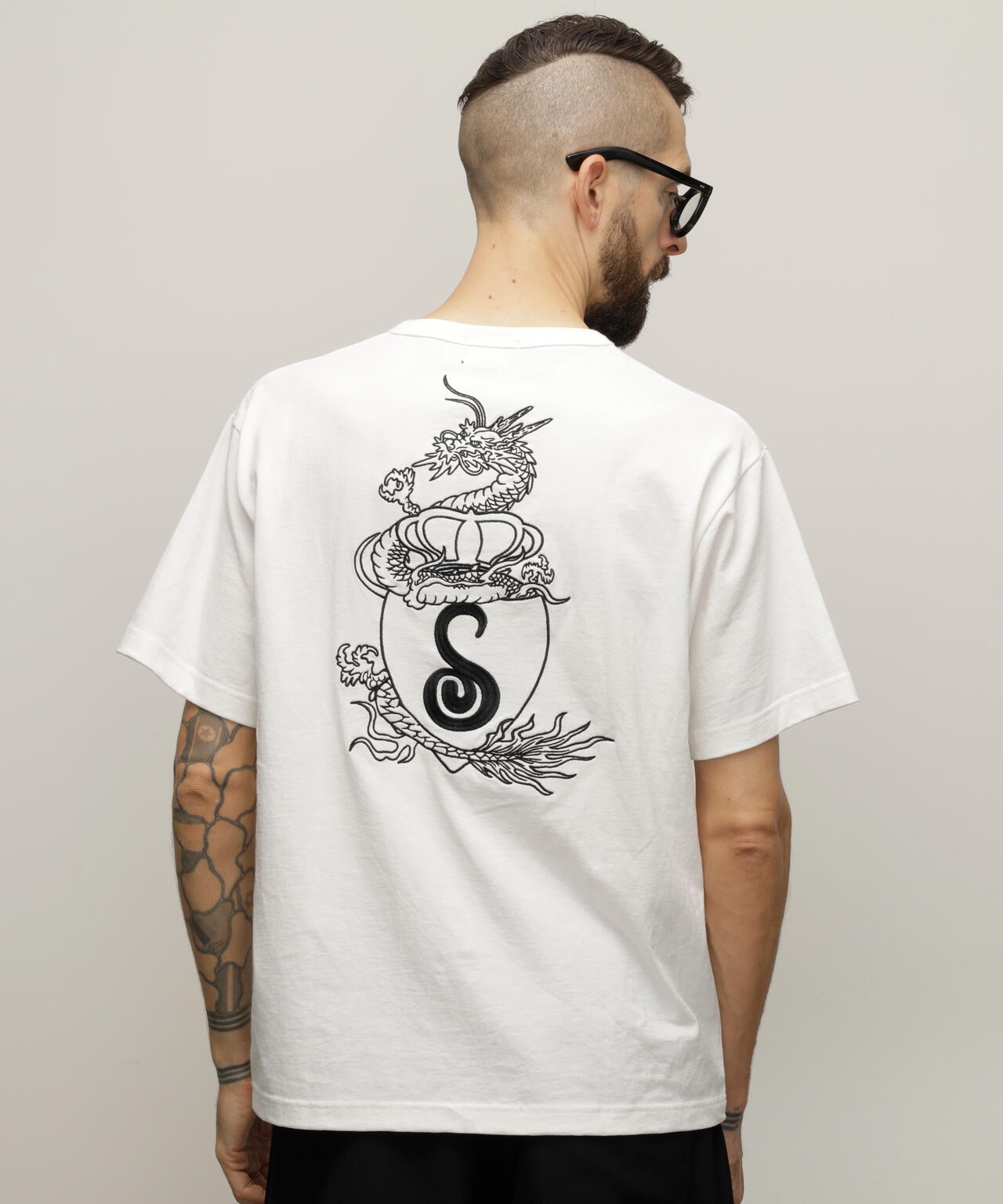 HENLEY TーSHIRT "CREST DRAGON EMB"/刺繍ヘンリーTシャツ "クレスト ドラゴン"