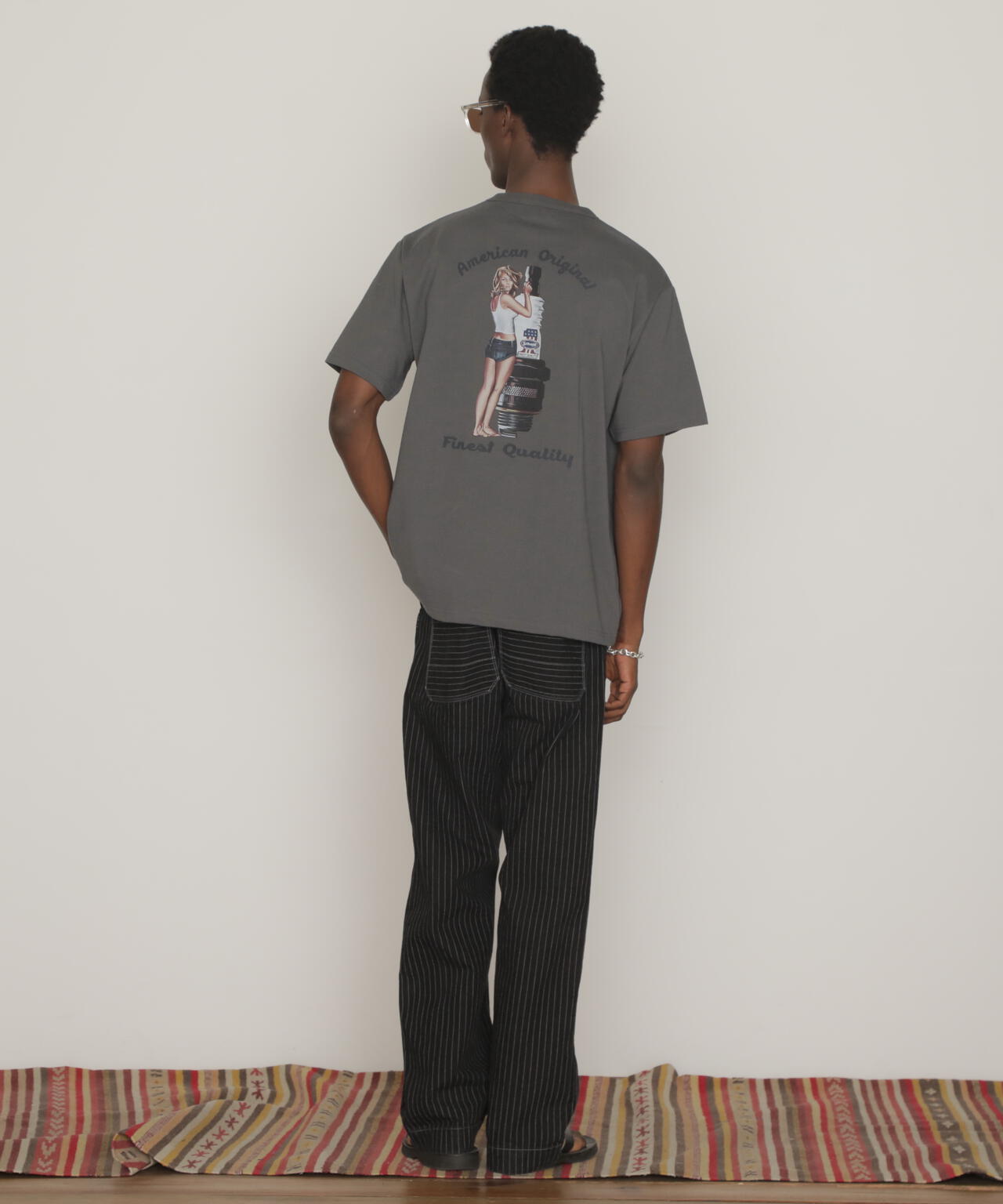 SS T-SHIRT PLUG ADVERTISING/プラグピンナップ Tシャツ