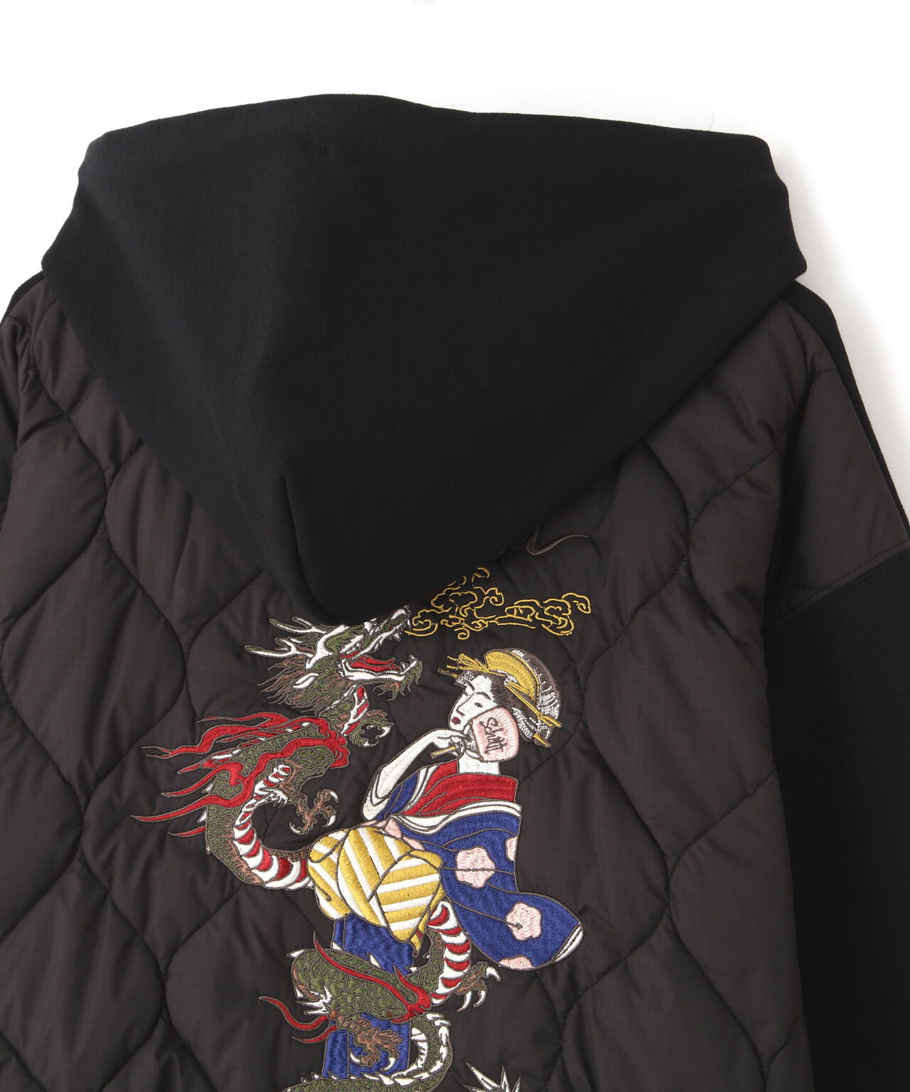 LADY WITH DRAGON QUILTED COMBI. ZIP HOOD/レディ ウィズ ドラゴン キルティング コンビ パーカー