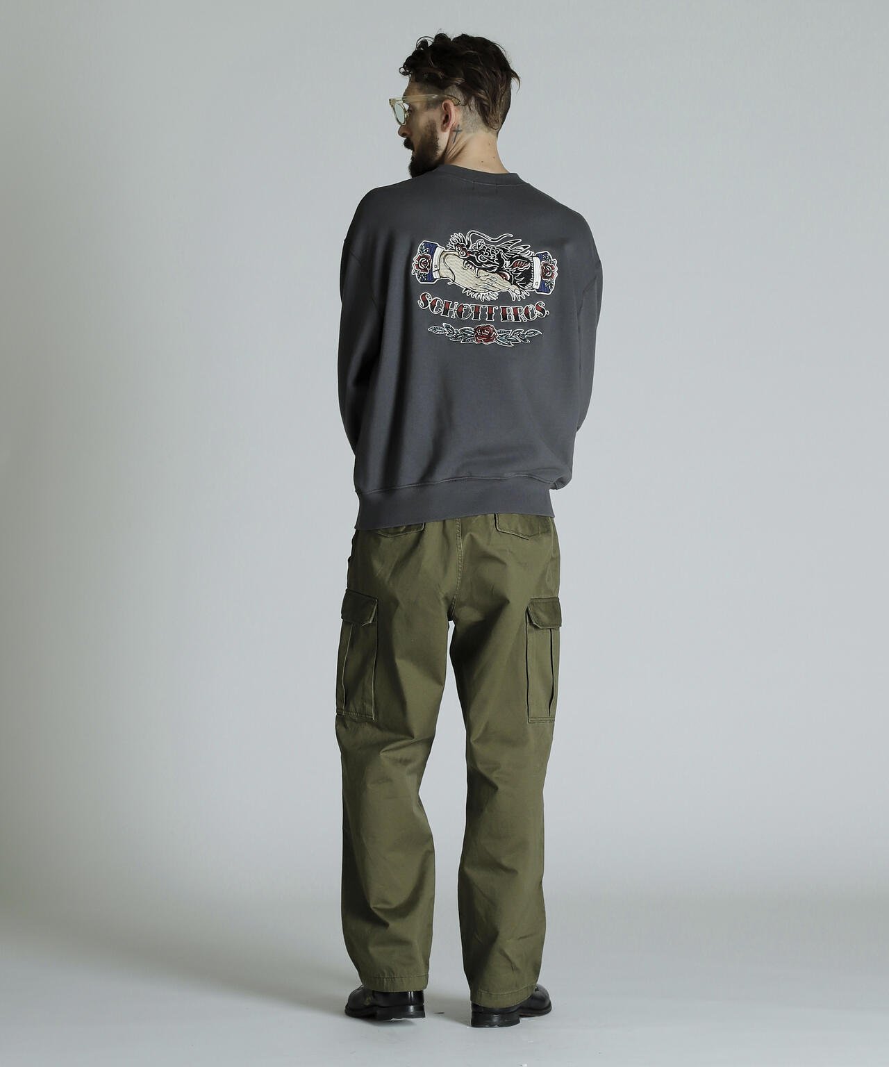 CREW SWEAT SHAKE HAND DRAGON/クルースウェット シェイクハンドドラゴン