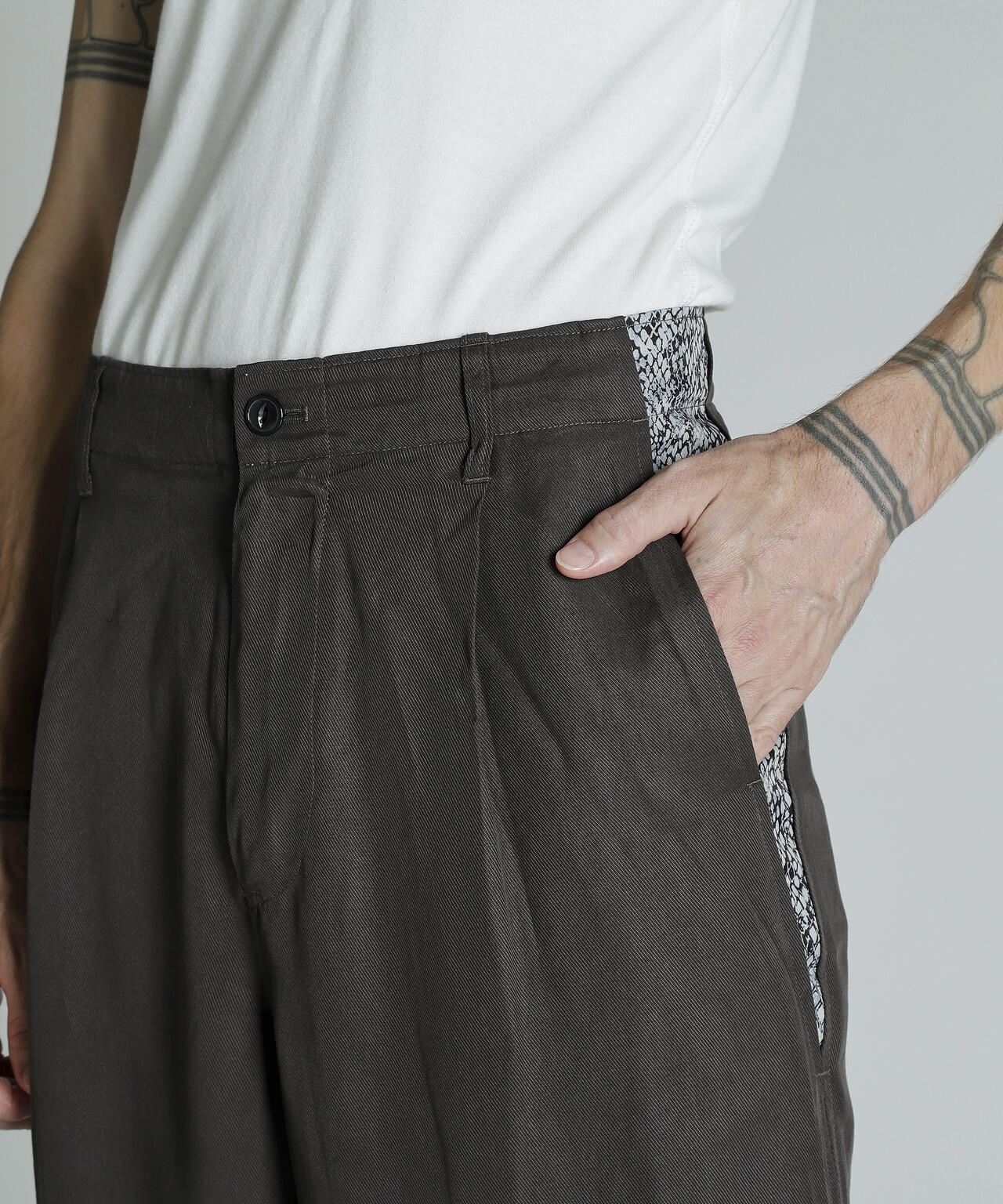 LYOCELL TROUSERS/リヨセル トラウザーズ
