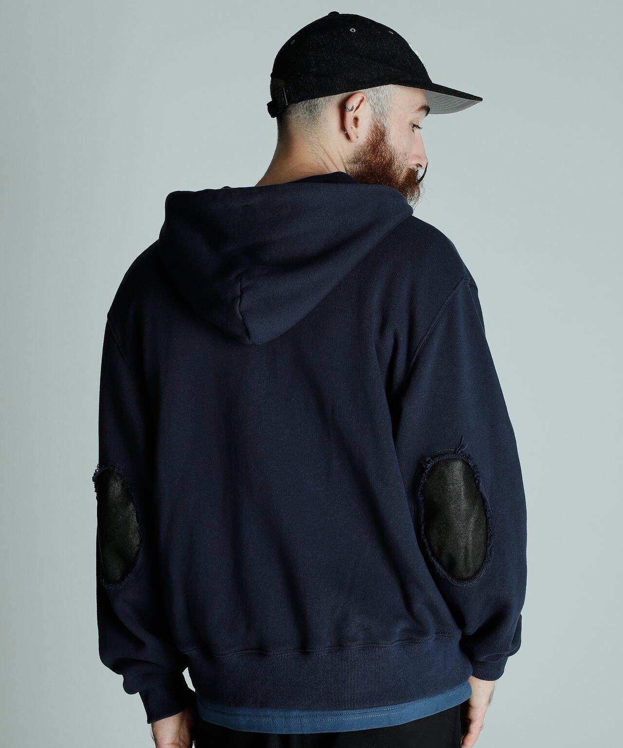 LEATHER ELBOW PATCH ZIP HOODED SWEAT/レザー エルボーパッチ ジップパーカー