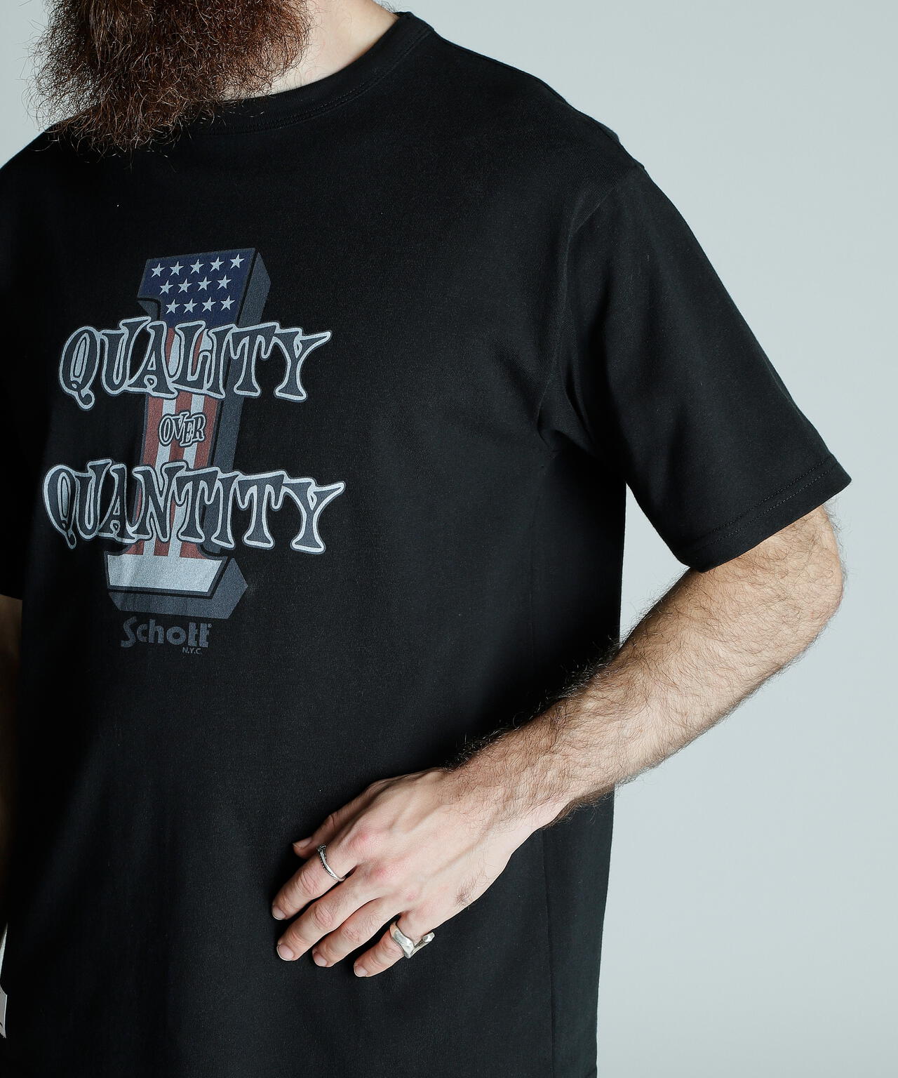 T-SHIRT QUALITY OVER QUANITY/クオリティ・オーバー・クオンティティ Tシャツ