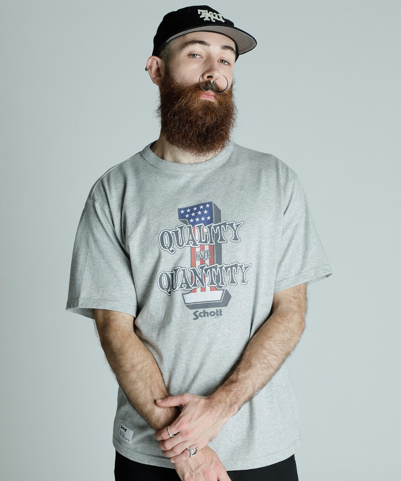 T-SHIRT QUALITY OVER QUANITY/クオリティ・オーバー・クオンティティ Tシャツ