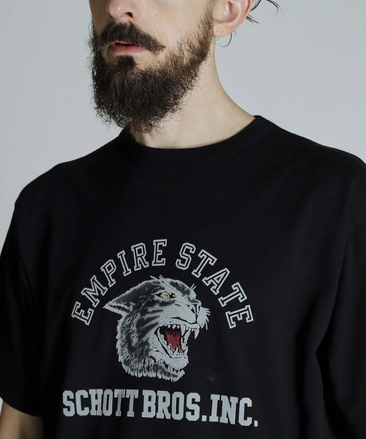 T-SHIRT COLOR FLOCKY BLACK PANTHER/カラーフロッキー ブラックパンサーTシャツ