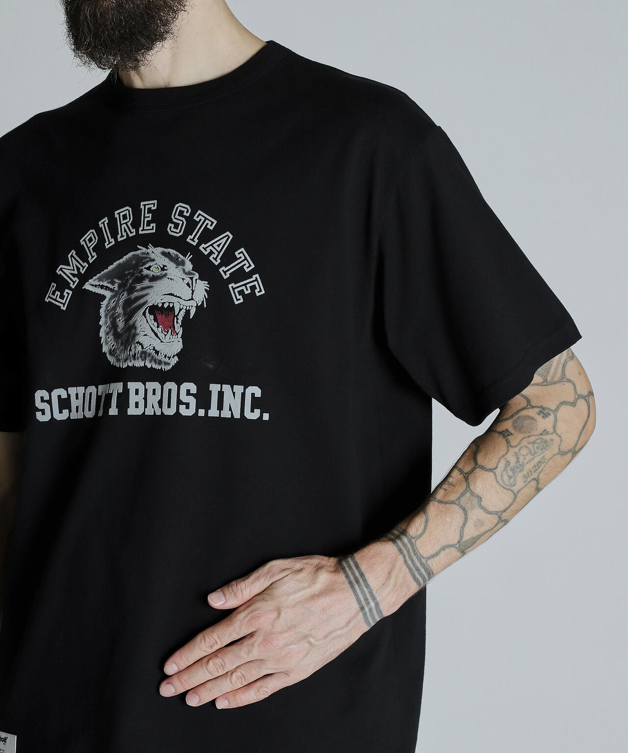 T-SHIRT COLOR FLOCKY BLACK PANTHER/カラーフロッキー ブラックパンサーTシャツ