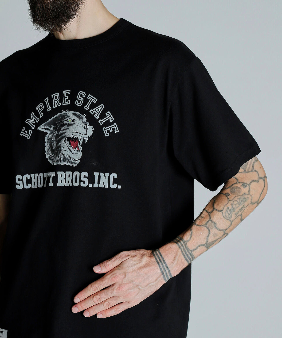 T-SHIRT COLOR FLOCKY BLACK PANTHER/カラーフロッキー ブラックパンサーTシャツ
