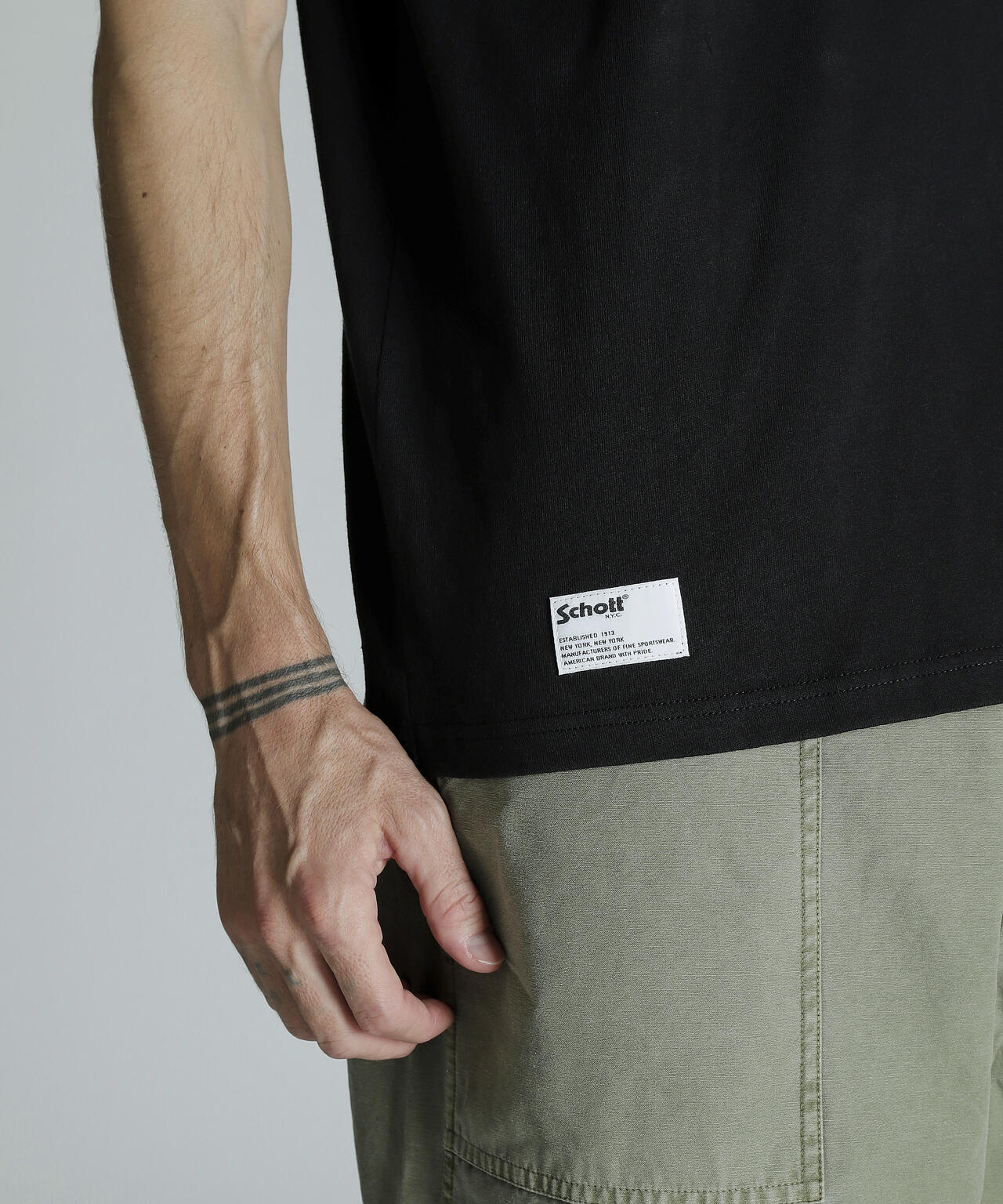 b3959f35-1b2a-5c81-bf1f-5edab5f03970_Image