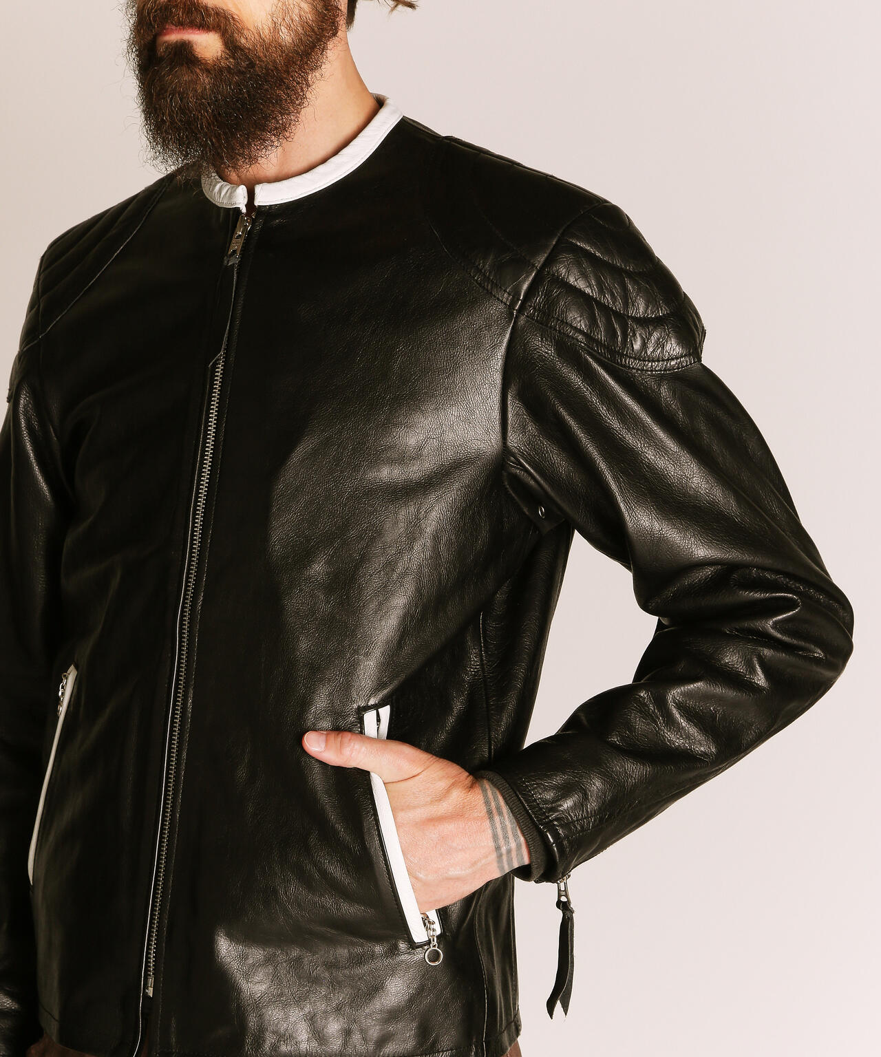 090da425-b970-5651-a70f-5d231b2d8a91_Image