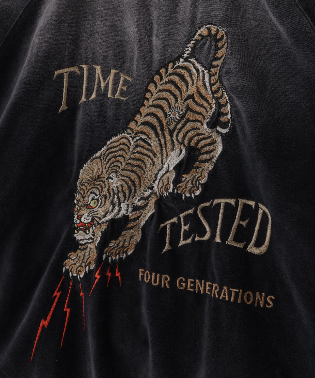 EMB. TIGER GRUNGE SOUVENIR JACKET/タイガー刺繍 グランジスーベニアジャケット