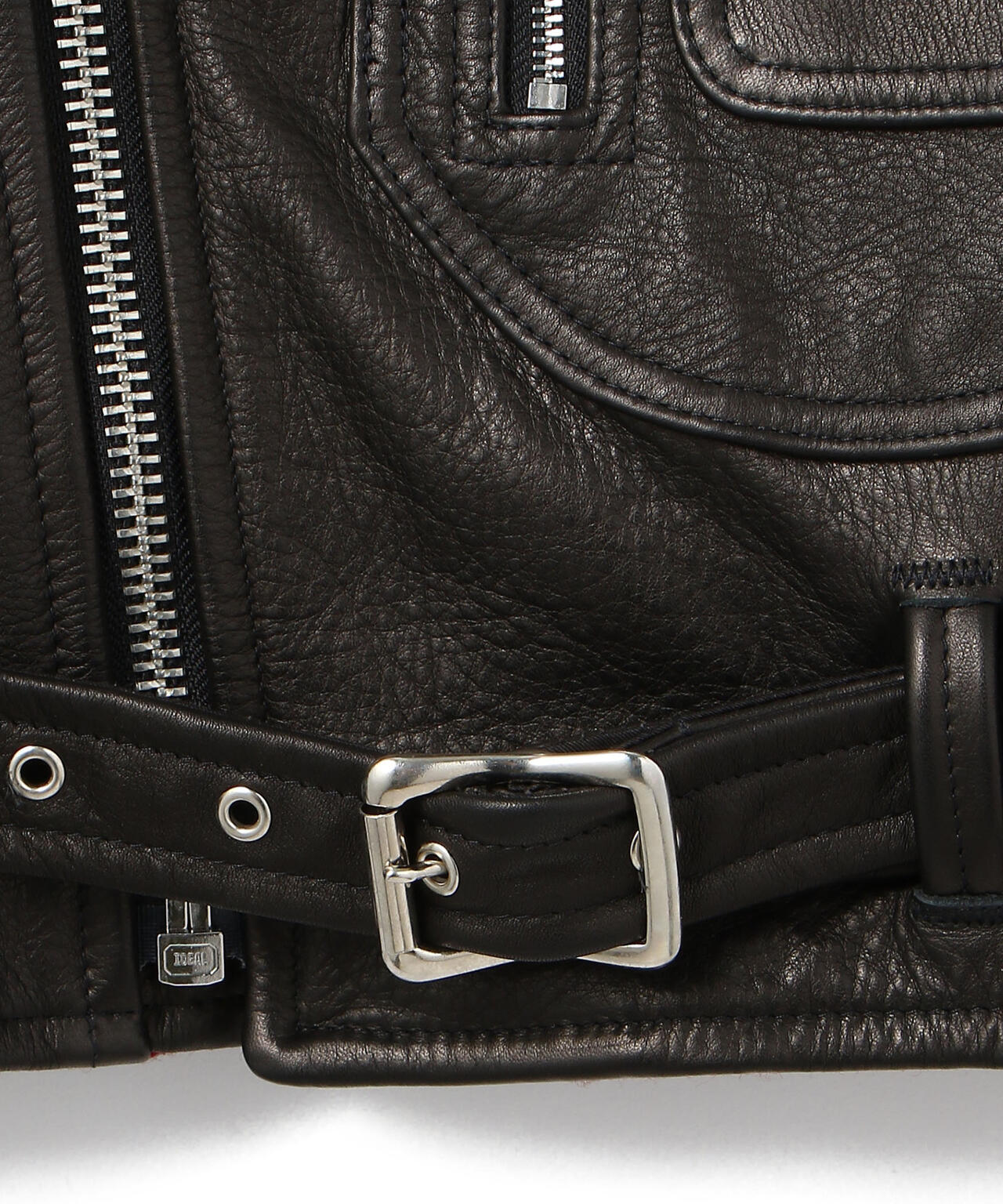 2bda88c4-e73d-5c33-a365-7548fb391618_Image