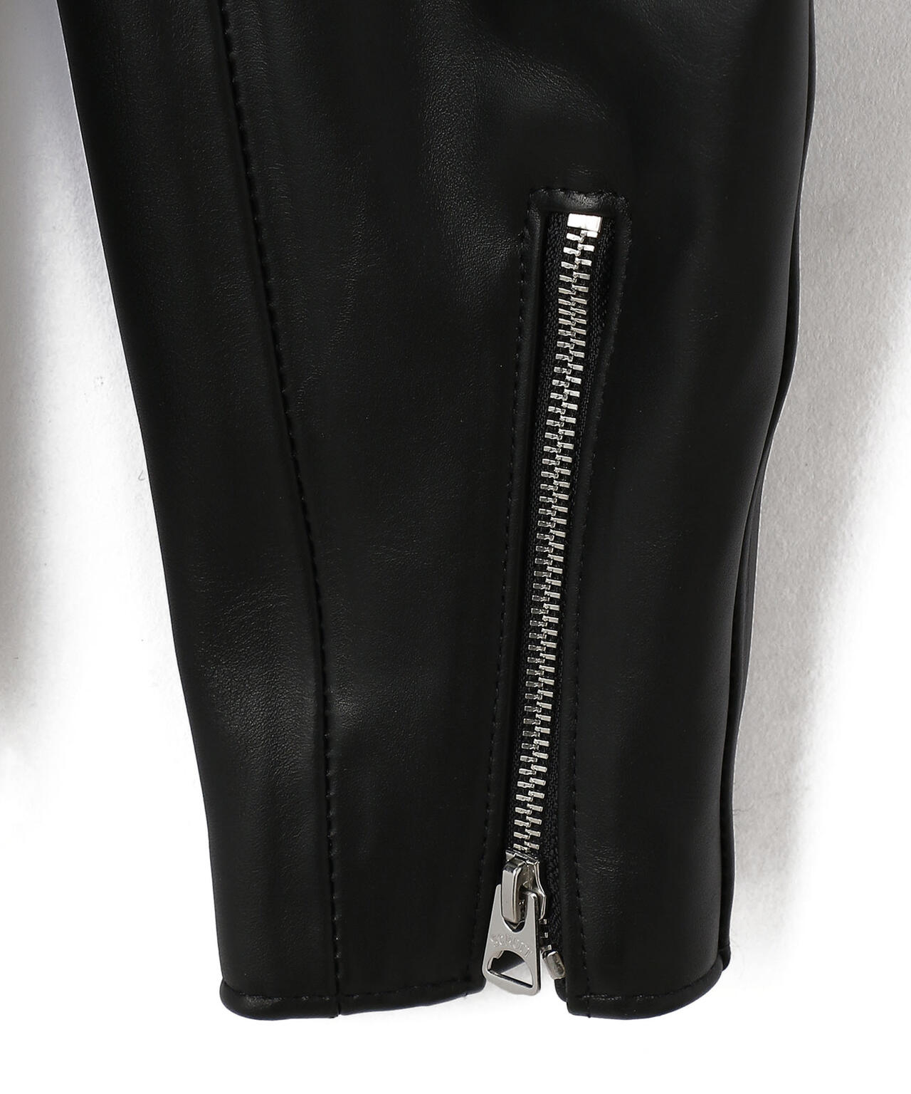 243a802e-f65b-5b0b-9285-4a53cf3f16c9_Image