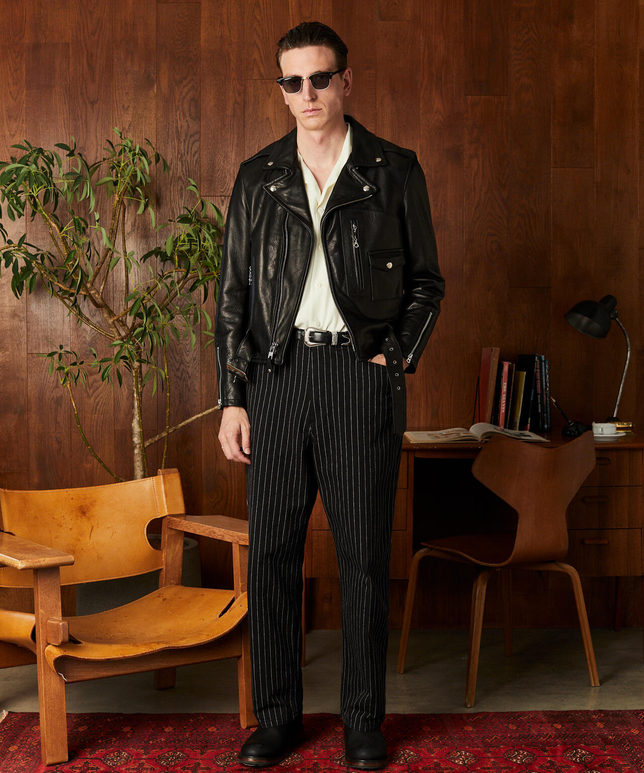 e9f71527-5eb3-59d5-9b89-2ddf960b1a82_Image