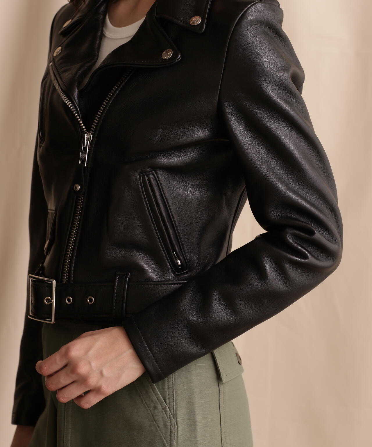 1cc8b56d-77f8-5c52-b089-dca60a73bff1_Image