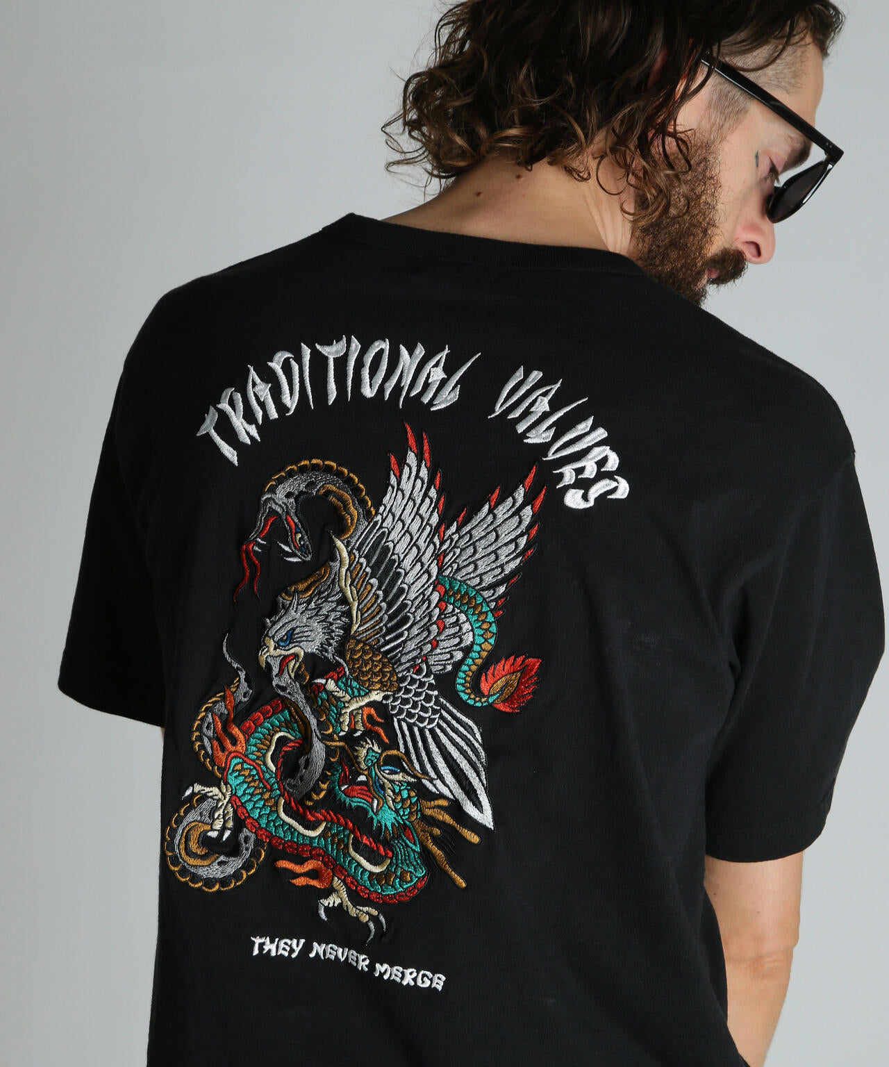 BATTLE ROYALE EMB. T-SHIRT/バトル ロワイヤル 刺繍 Tシャツ