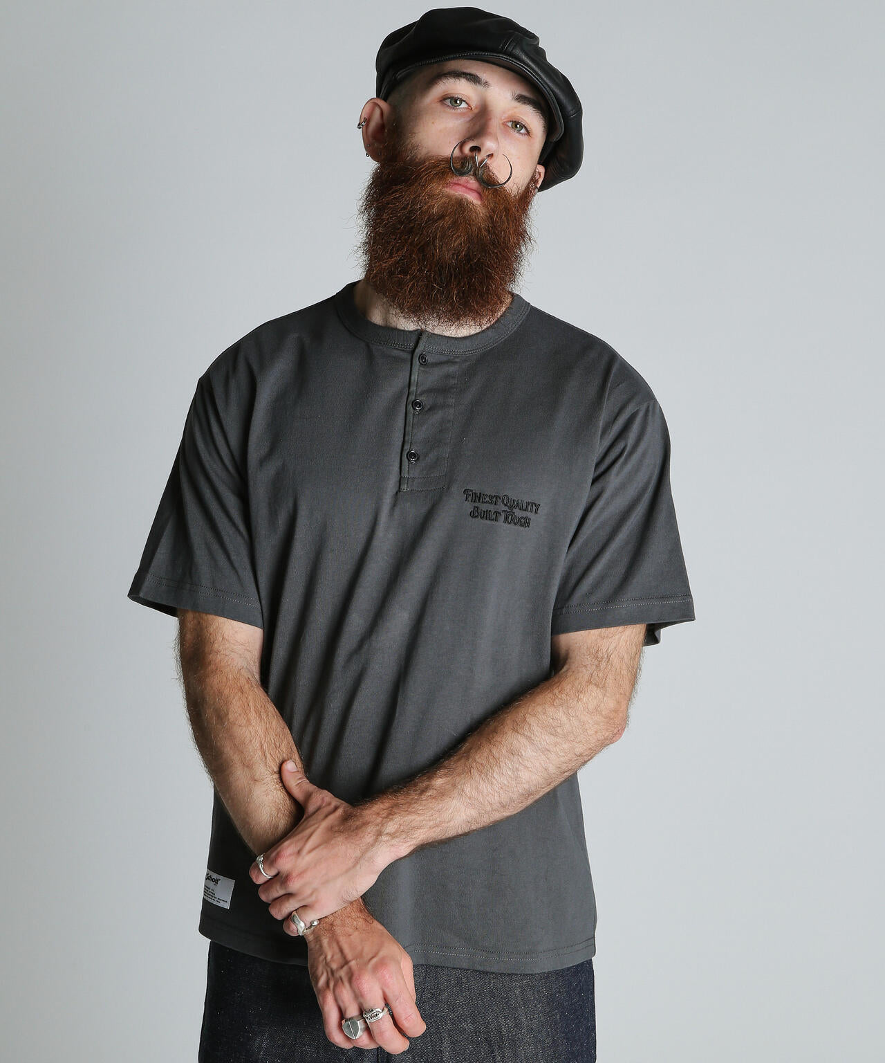 FINEST QUALITY BUILT TOUGH EMB. HENLEY T-SHIRT/刺繍 ヘンリー Tシャツ